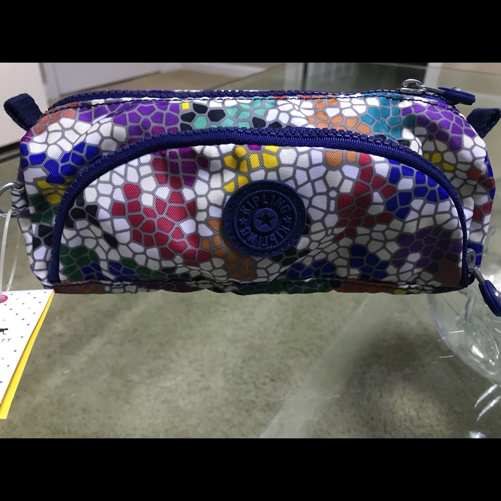 Kipling makeup/pencils case